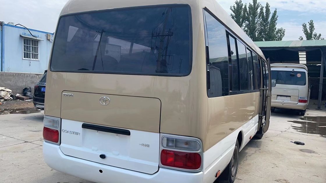 Le plus chaud de l'Afrique réaménagé 29 sièges Toyota Coaster Bus avec moteur 15B-FT modèle