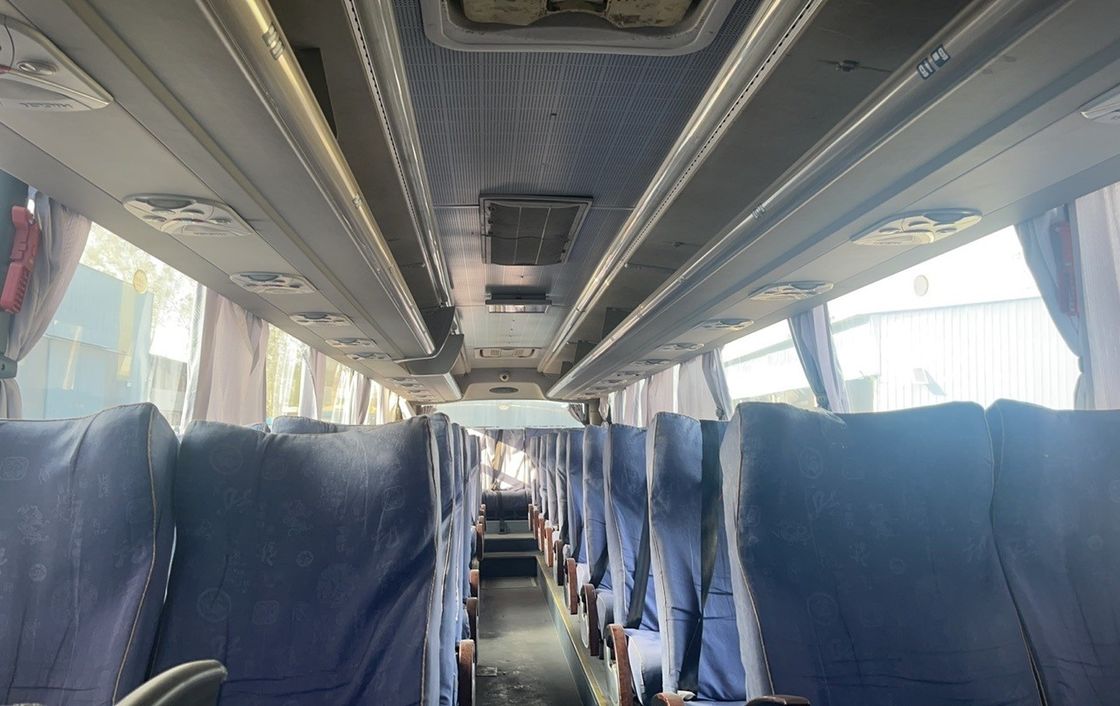 Autobus de tournée de luxe de 70 places avec direction LHD et intérieur spacieux
