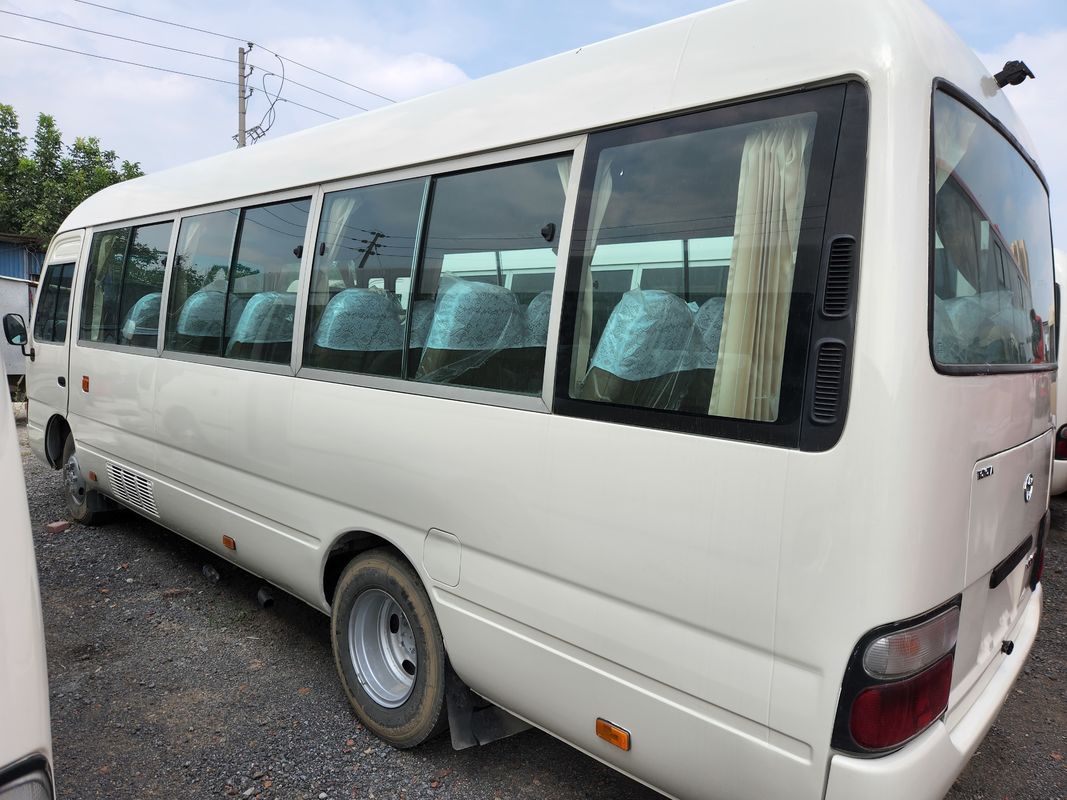 6 8L TOYO TA COASTER USED diesel ou essence de 23 à 29 places avec émission EURO 3