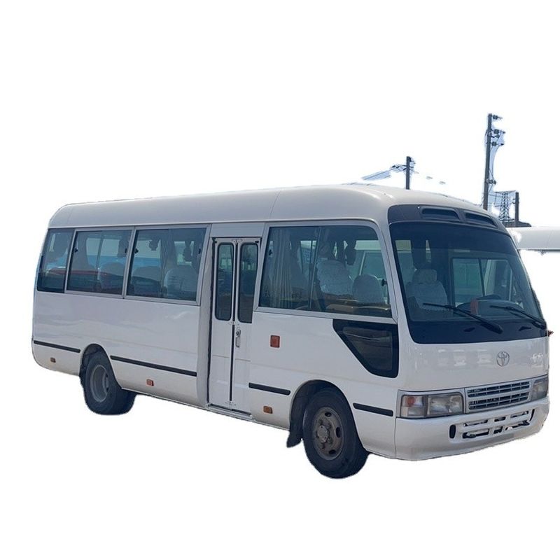 Autobus Toyota Coaster d'occasion avec émission EURO 3 et transmission manuelle en bon état