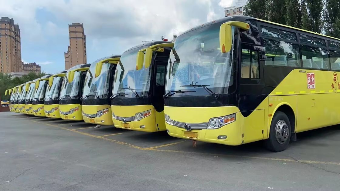 Euro 3 Émission standard YUOTONG Bus avec 3 2 sièges et 60 sièges de luxe