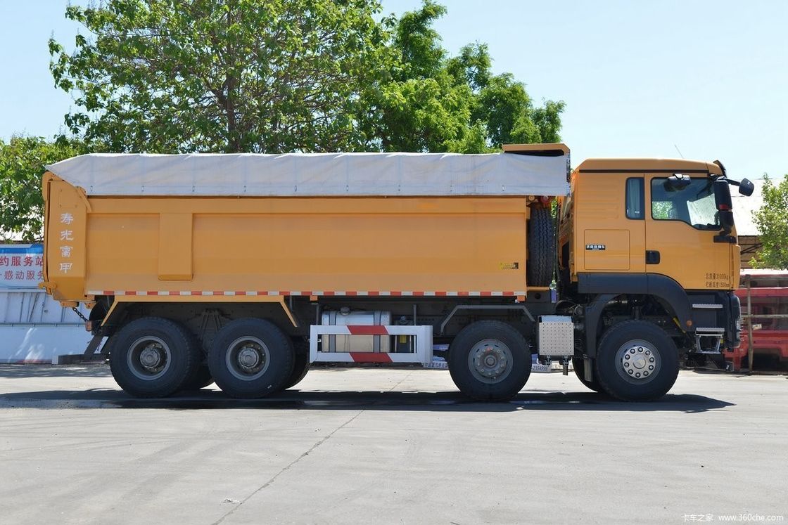 Camion lourd segment Sinotruk 371hp Camion déchargeur d'occasion 8*4 Camion à bascule pour le profit