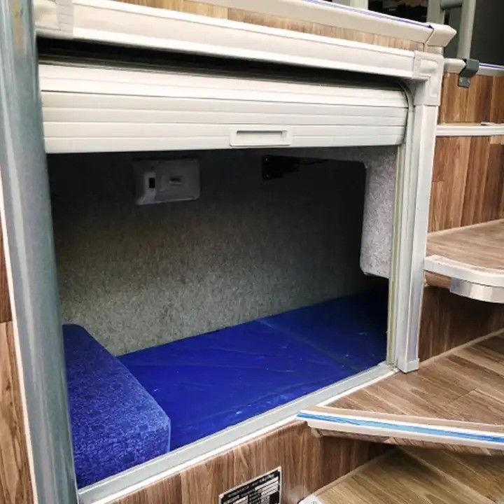 12000*2500*3955mm Bus de luxe avec 50 55 60 sièges et transmission FAST 6DS180T