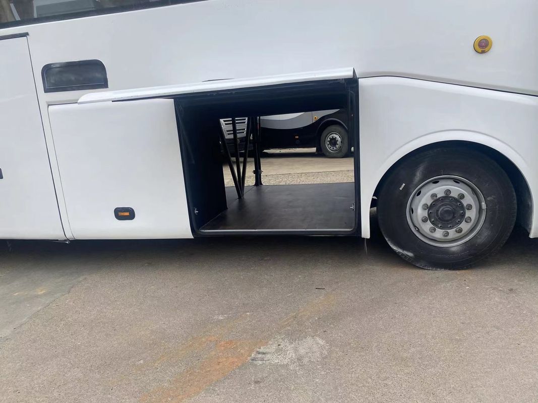 Transmission manuelle Type de carburant diesel Autobus ZK6122 12m 47 places avec toilette