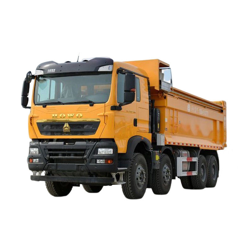 8*4 Sinotruk HOWO camionneur à décharge lourd 440 ch modèle avec capacité de réservoir de carburant 300-400L