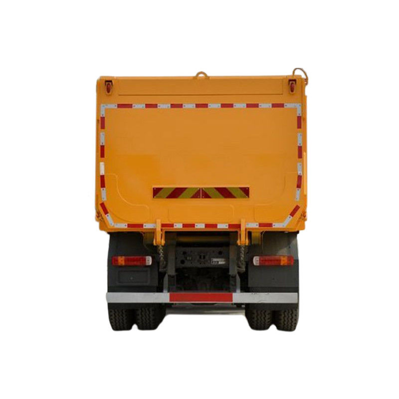 8*4 Sinotruk HOWO camionneur à décharge lourd 440 ch modèle avec capacité de réservoir de carburant 300-400L