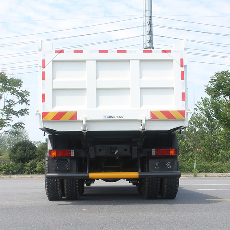 375 385 420 chevaux Euro 2 5 camionneur à décharge La solution durable de DongFeng pour le segment des camions lourds