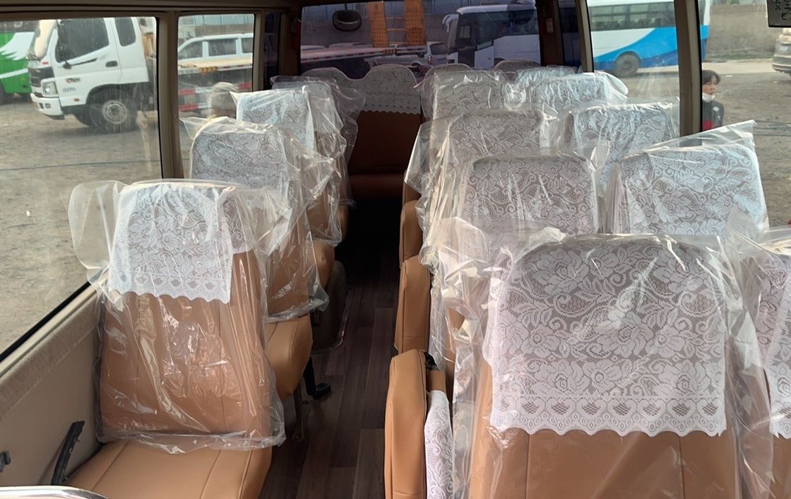 G.V.W 6750 kg Autobus de montagne de couleur spéciale Confortable et assez utilisé À vendre