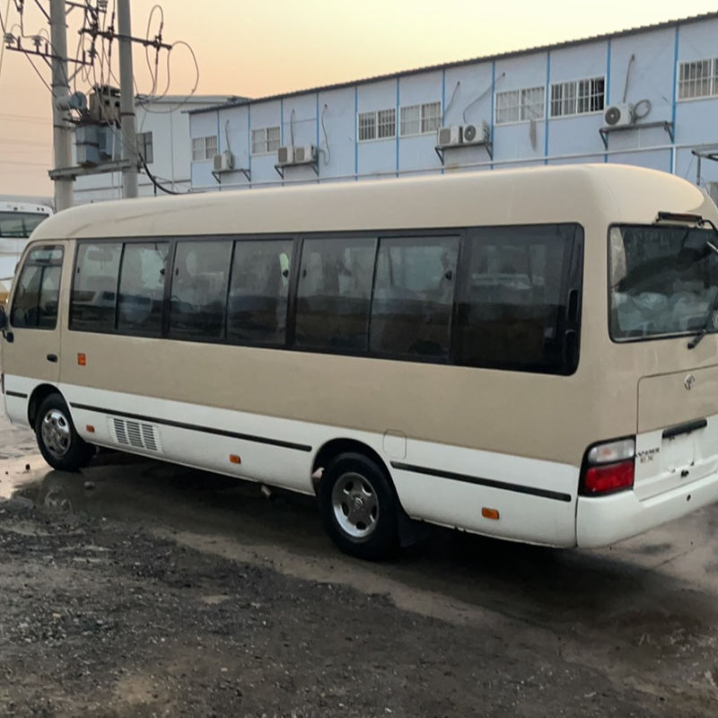 30 sièges de Toyo ta Coaster en bon état