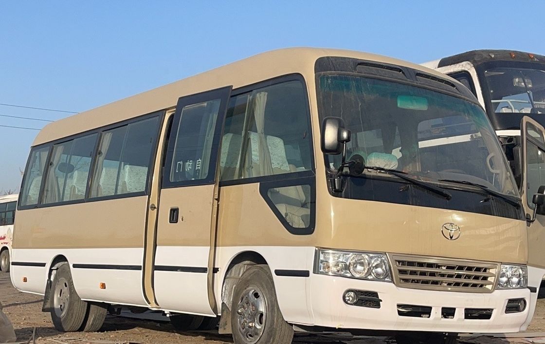 Toyota Coaster petit bus de 30 places avec climatisation pour le marché africain