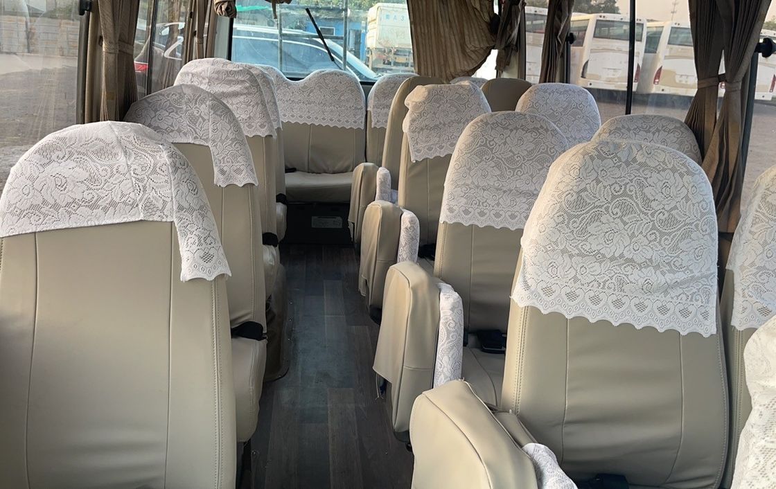 1690/1490 mm Autobus à roues de montagne à toit élevé à piste avant/arrière avec 23 sièges et moteur diesel