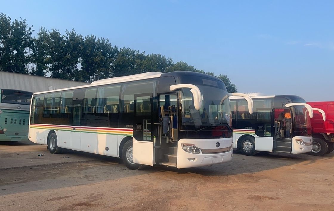 Moteur diesel utilisé à prix abordable 60 sièges Autobus-autocar Parfait pour le transport
