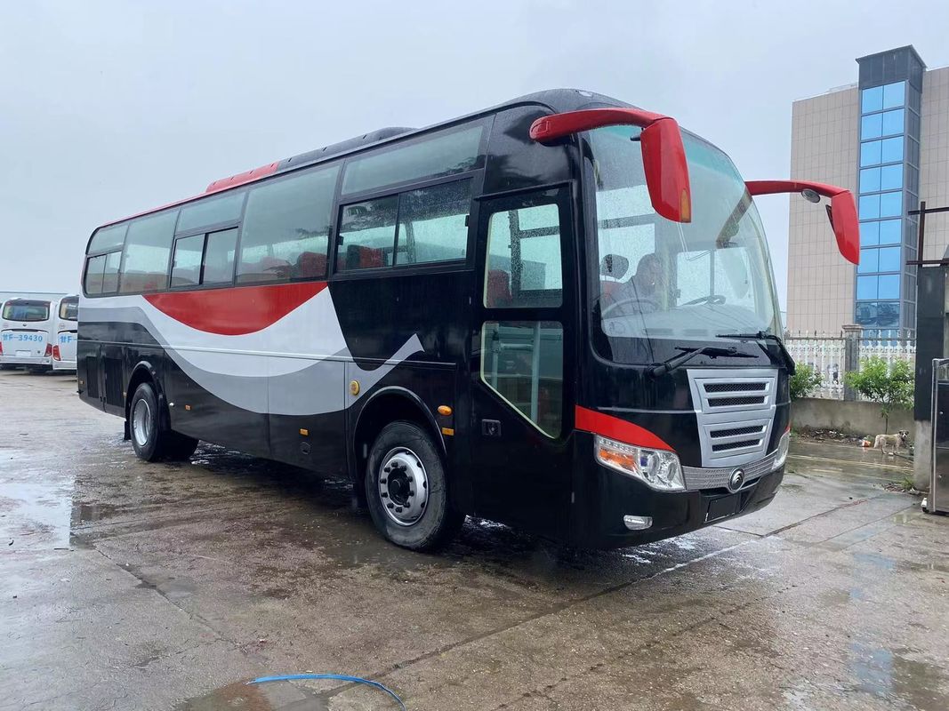 Autobus diesel 57 avec transmission manuelle et en bon état