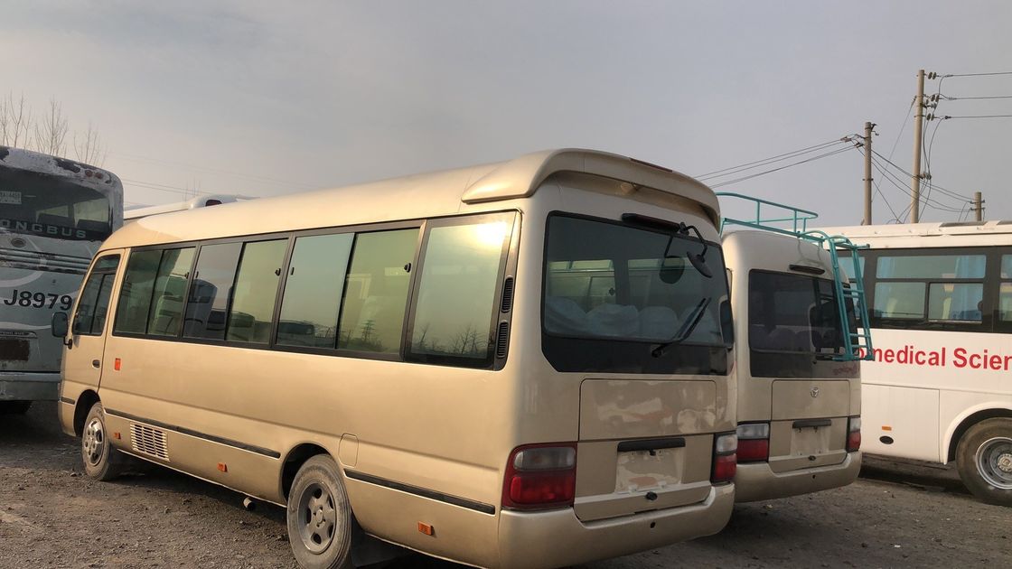 Autobus diesel Toyo ta Coaster à prix abordable avec norme d'émission Euro 3 et en bon état