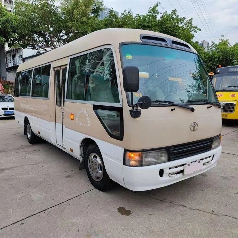 Moteur 15B-FT 29 sièges Toyota Coaster Bus avec de bonnes performances et transmission manuelle