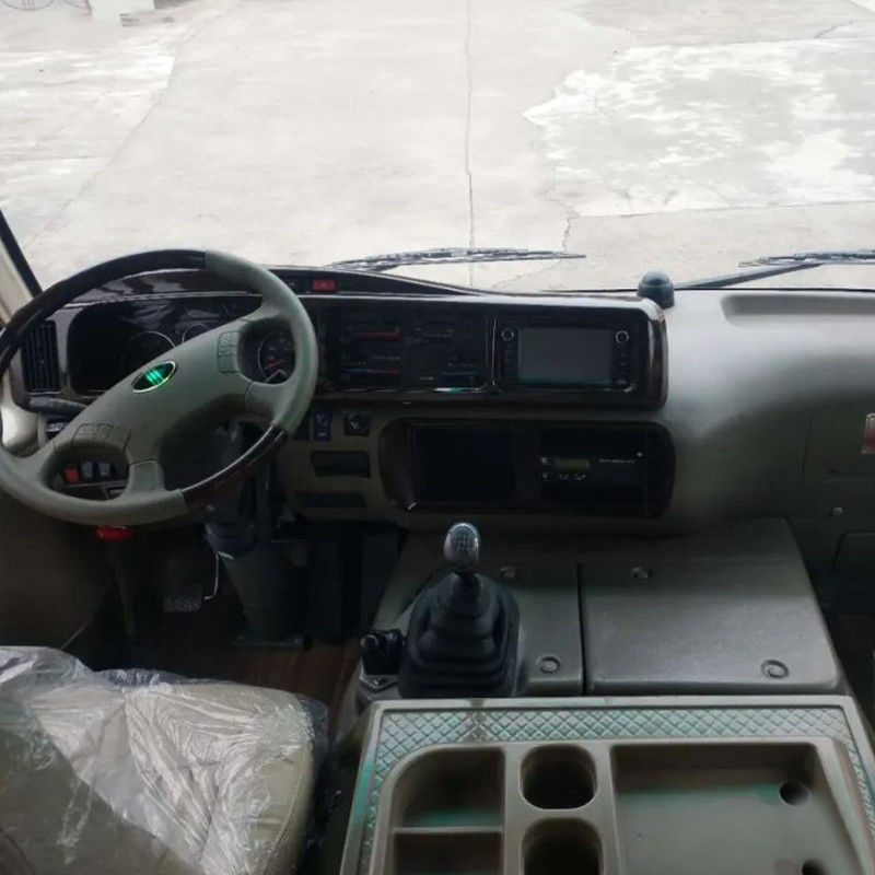 30 sièges Mini-bus RHD LHD avec transmission manuelle et capacité de moteur 4L