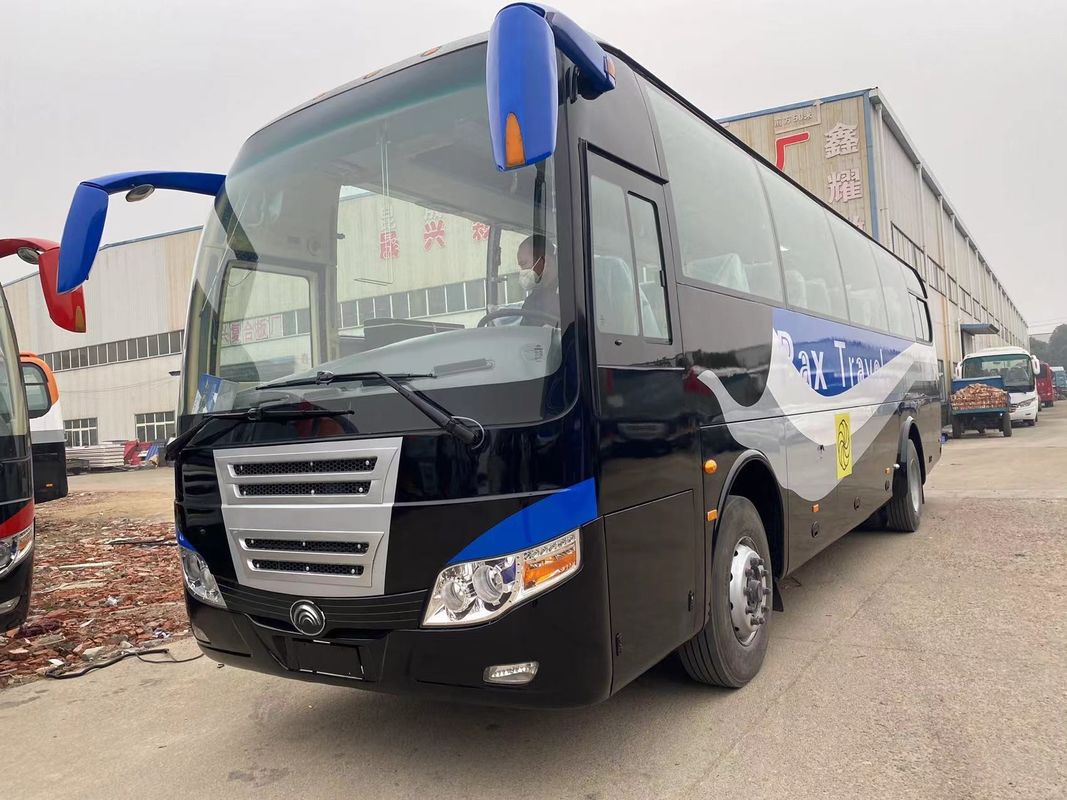Autobus de luxe de 57 places pour le transport de gros véhicules