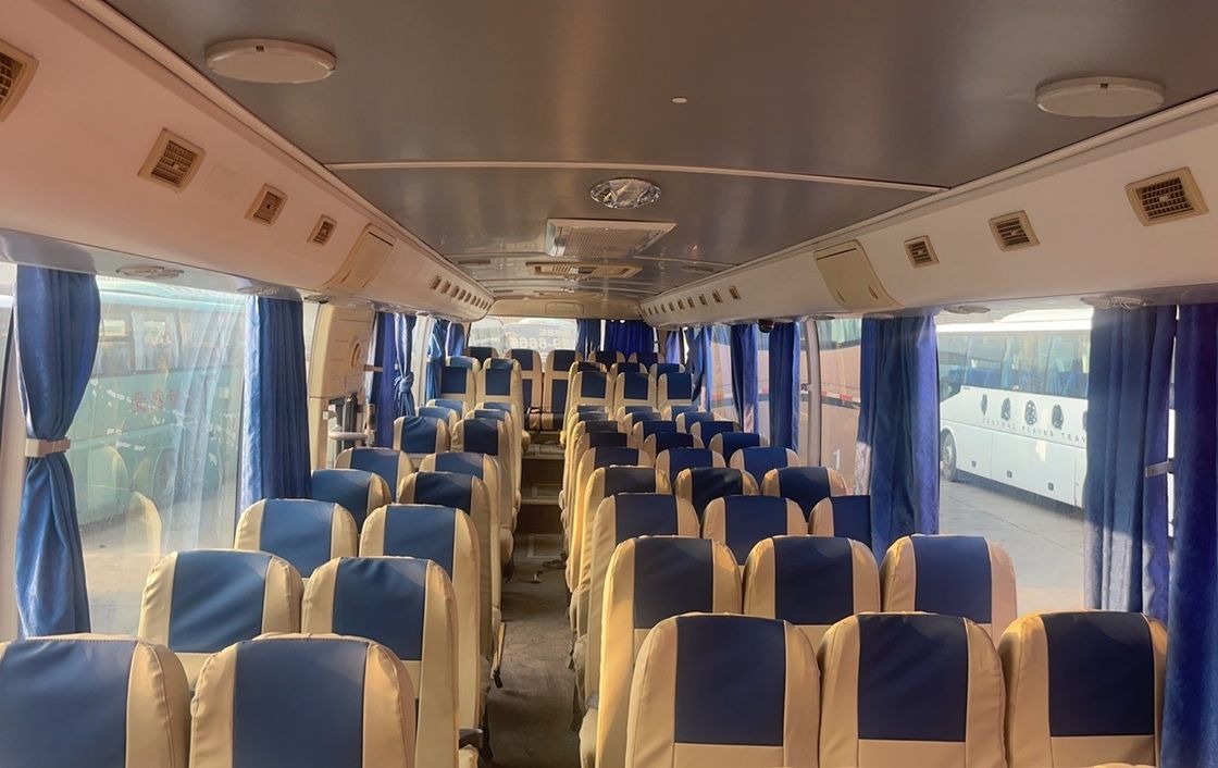 Transmission manuelle à gauche 57-60 sièges Yu Tong Luxe Tour Bus de passagers