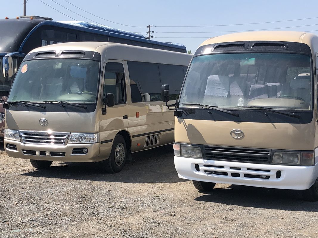 Utilisé 26 sièges 28 sièges 30 sièges Coaster Bus Fuel Type Diesel Capacité du siège 16-35 sièges
