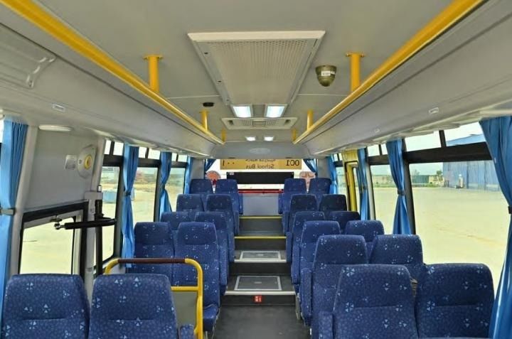 Toyo ta Coaster Bus avec moteur YC4FA130-30 et haute vitesse en excellent état