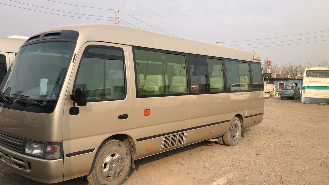 30 sièges Coaster bus avec transmission manuelle et G.V.W. Kg de 5900 à prix abordable
