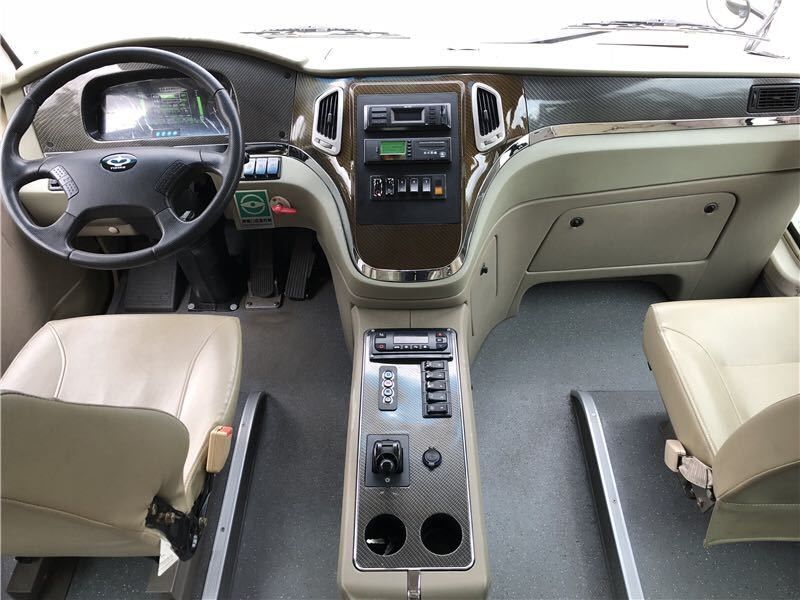 Vitesse maximale 91-110 km/h Autobus avec 8040x2160x2840 Dimensions L x W x H mm