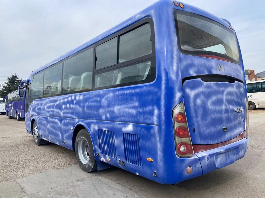 35 sièges Diesel Autobus d'occasion Autobus de fête et autocar Autobus de passagers à faible kilométrage