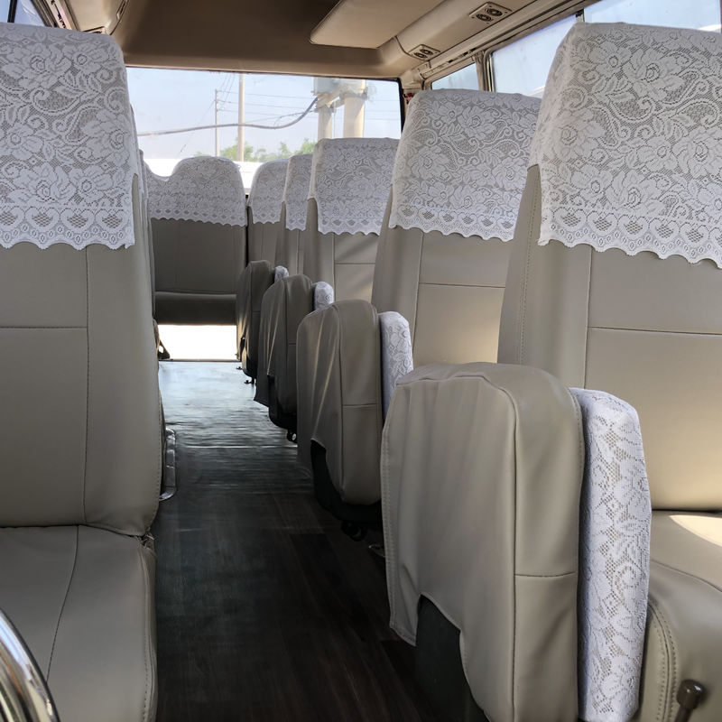Autobus Toyota à 30 places et moteur diesel en bon état
