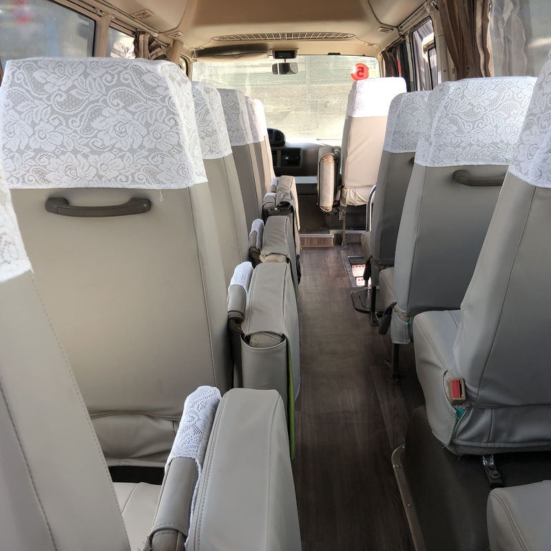 Autobus Toyota à 30 places et moteur diesel en bon état