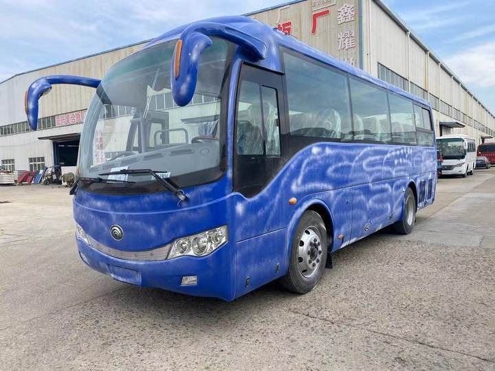 35 sièges Autobus à gauche moteur diesel moteur Yuchai 8995*2490*3490mm