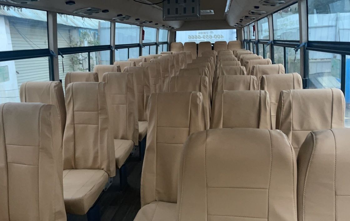 Autobus d'occasion à carburant diesel avec 60 places RHD conduite à droite et en bon état