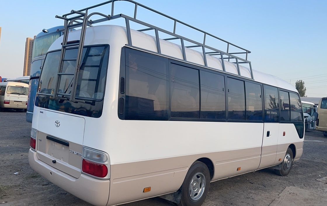 Autobus Toyota Coaster réaménagé de 23 places de 6 places utilisé avec moteur modèle 15B-FT
