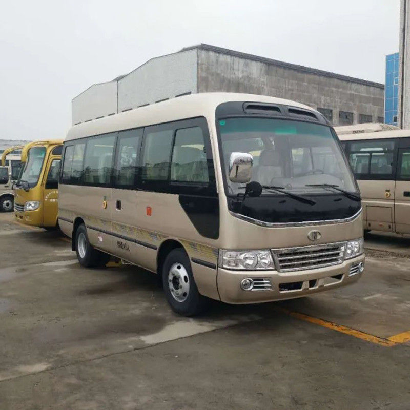 30 sièges Bus Coaster Autobus d'occasion Toyota Original Réparé pour répondre à la demande du client
