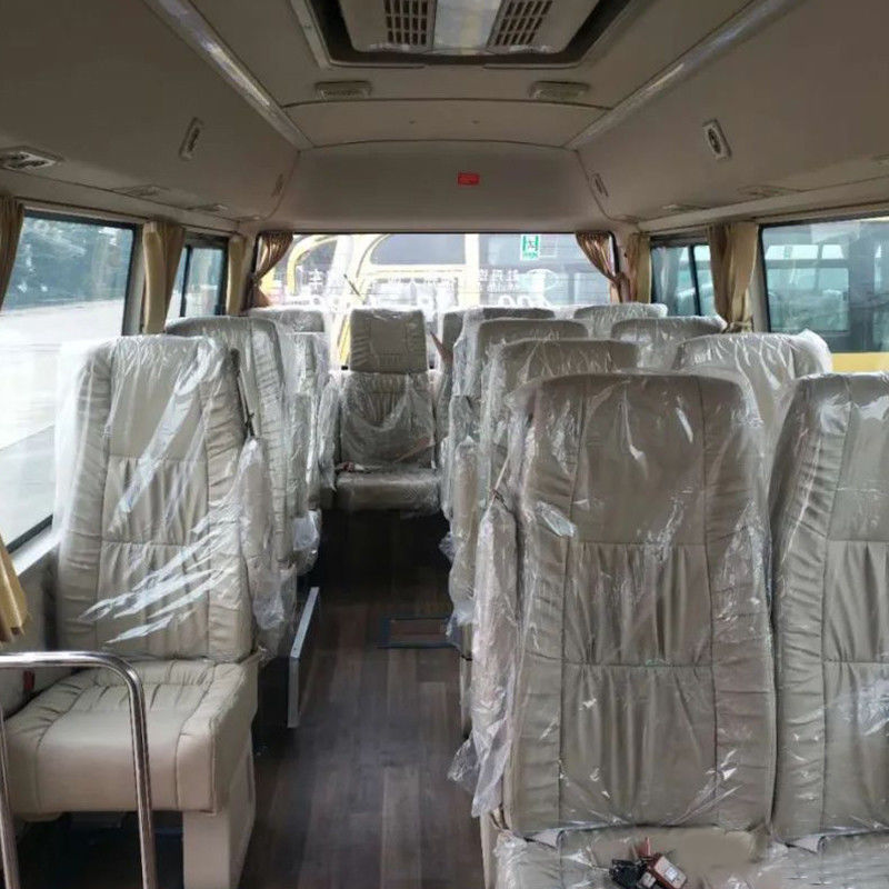 30 sièges Bus Coaster Autobus d'occasion Toyota Original Réparé pour répondre à la demande du client