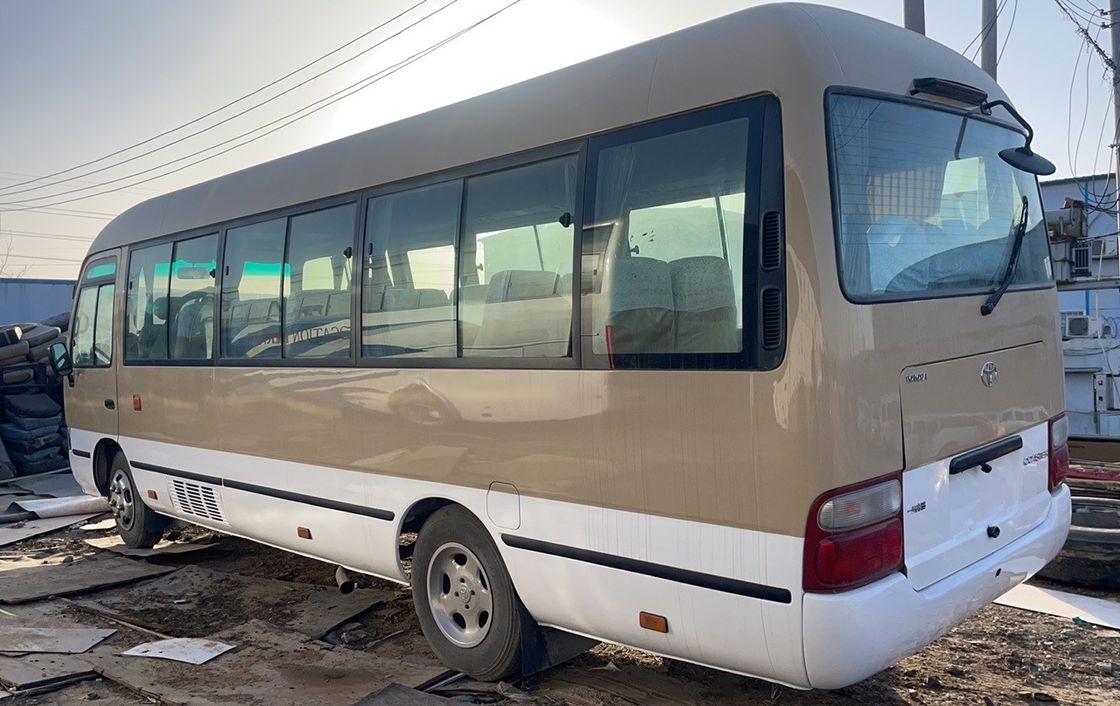 Vitesse maximale 91 110 km/h Diesel EQ6701LHT Autobus Toyota à roues de montagne d'occasion Modèle de bus EQ6701LHT