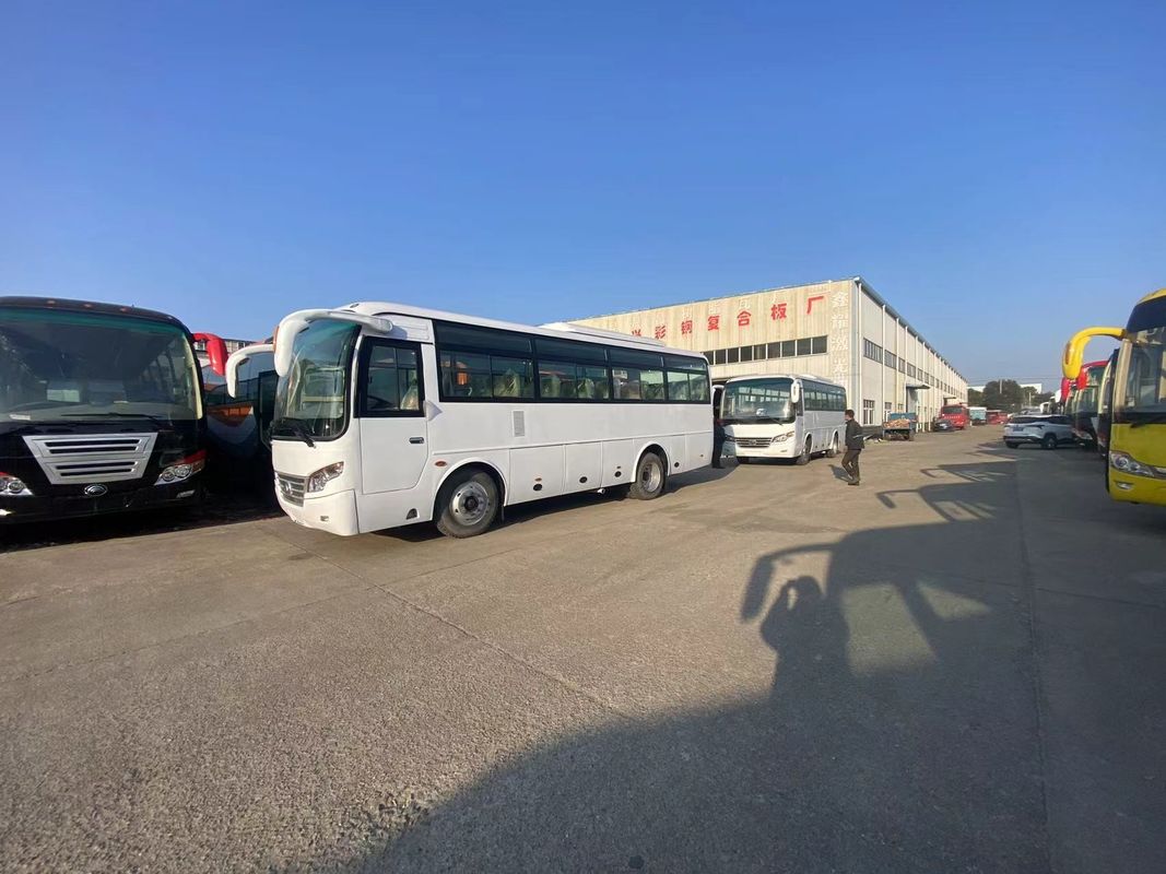 Suspension à ressort à feuille 35 places à conduite à gauche Autobus de voyageurs pour les marchés de campagne