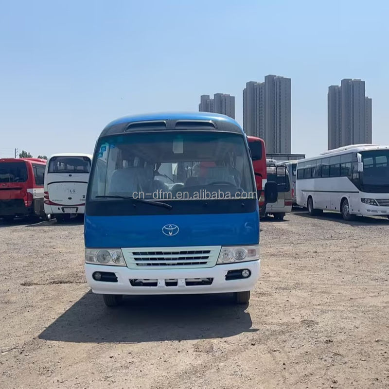 16-30 sièges Toyota Coaster Bus d'occasion avec norme d'émission Euro 3 en bon état
