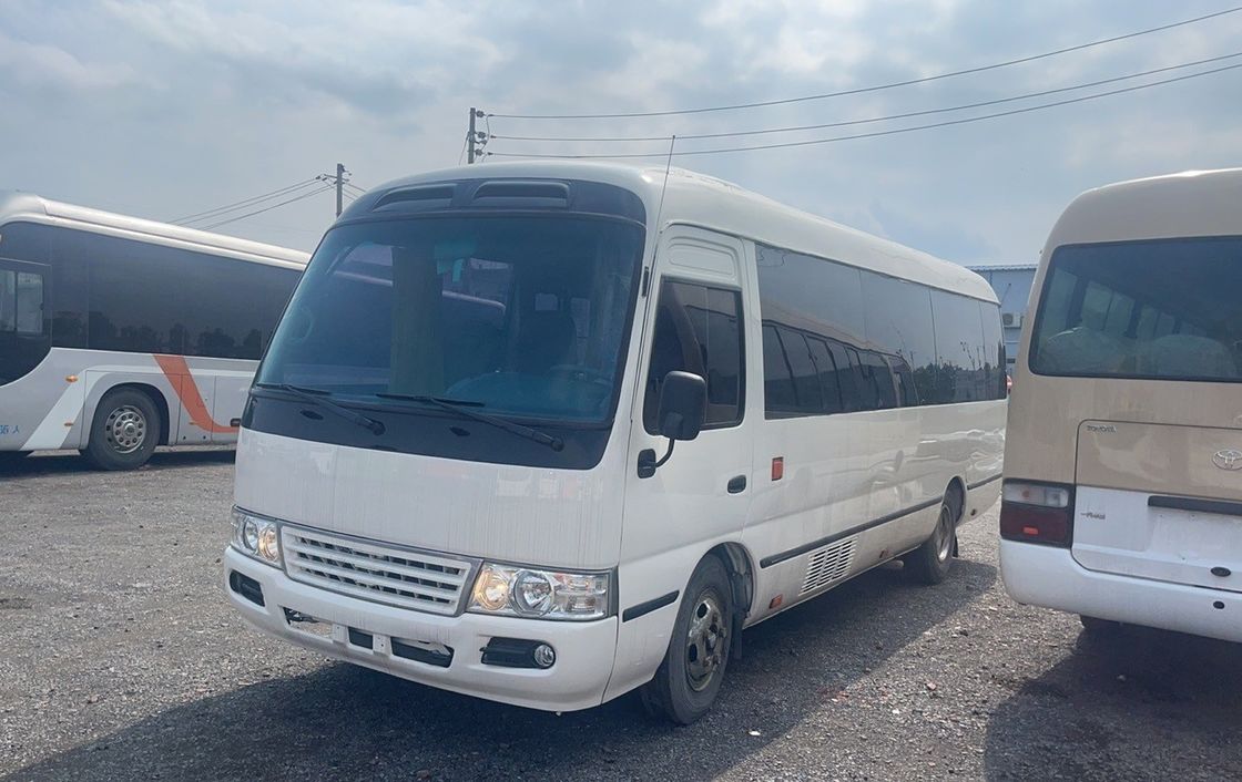 Puissance maximale de 113/5200 kW Bus de luxe touristique Autobus de 7 m 6 cylindres Toyota Coaster