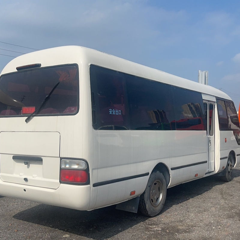 Puissance maximale de 113/5200 kW Bus de luxe touristique Autobus de 7 m 6 cylindres Toyota Coaster