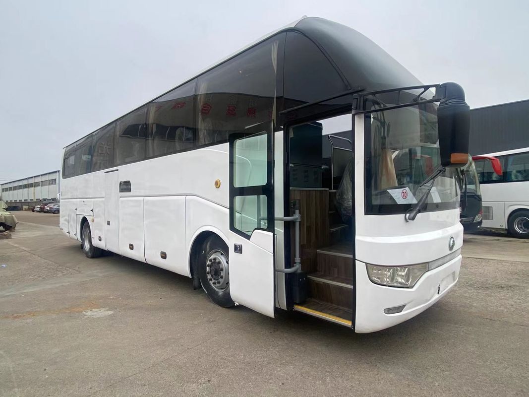 Euro 3 Voiture à gauche optionnelle Youtong Bus pour les voyages VIP et les voyages de luxe