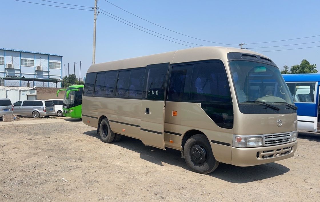 Toyota Coaster 2020 Diesel LHD Bus Euro 3 Standard d'émission 9.00R20 Pneus 25 places utilisé