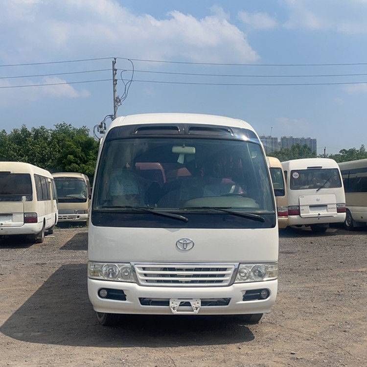 Autobus Toyota Coaster utilisé à gauche pour vos besoins de transport 26-30 places