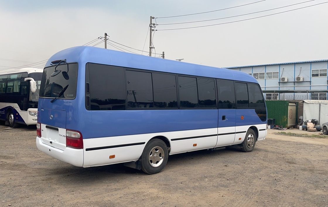 Minibus Toyota Coaster de luxe de 21 places avec moteur de 4 L, pneus 255/70R 22.5-16