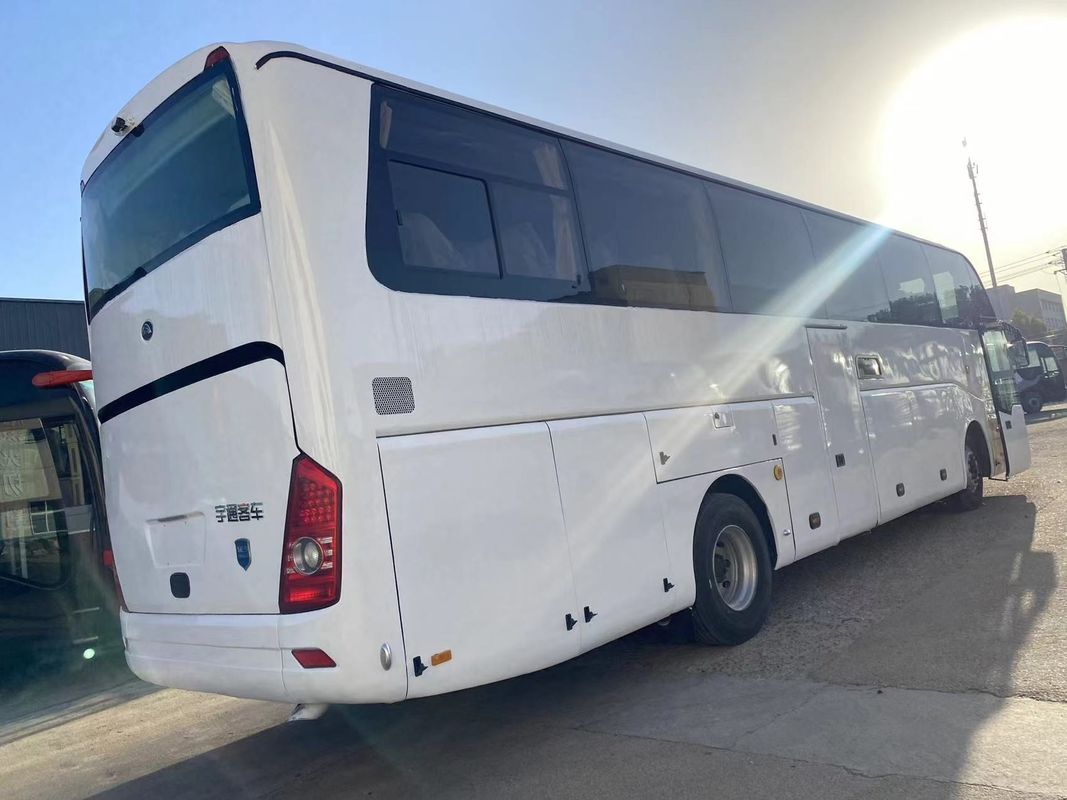 Exigence du client 60 sièges Autobus de luxe avec 65 sièges Youtong Autobus d'occasion