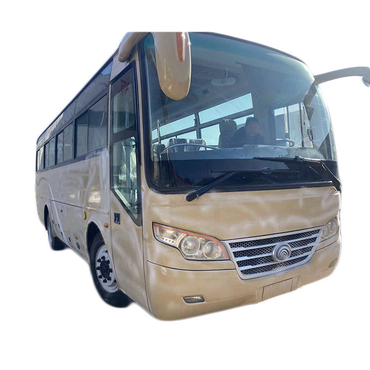 Lecteur à gauche Autobus 30-35 sièges Euro 3 Émission standard 6-8L Capacité du moteur