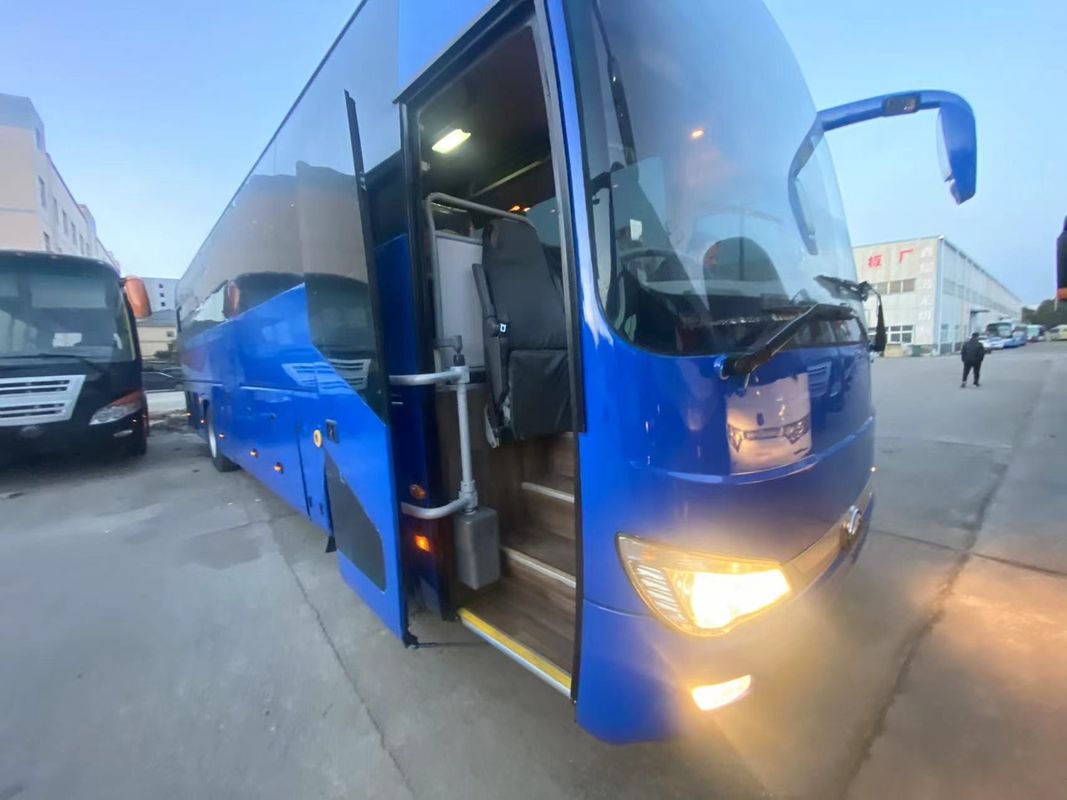 Vente de bus d'occasion de 40 places avec norme d'émission Euro 3 et capacité moteur 6-8L