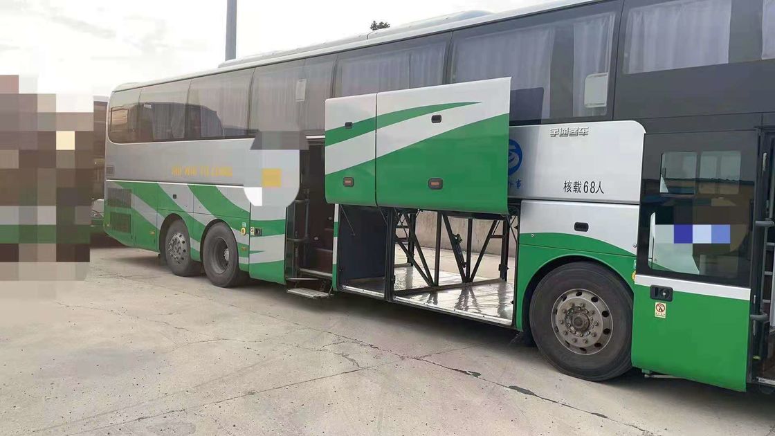 Autobus à chauffeur LHD de 65 à 67 places avec type de carburant diesel et vitesse maximale de 100 km/h