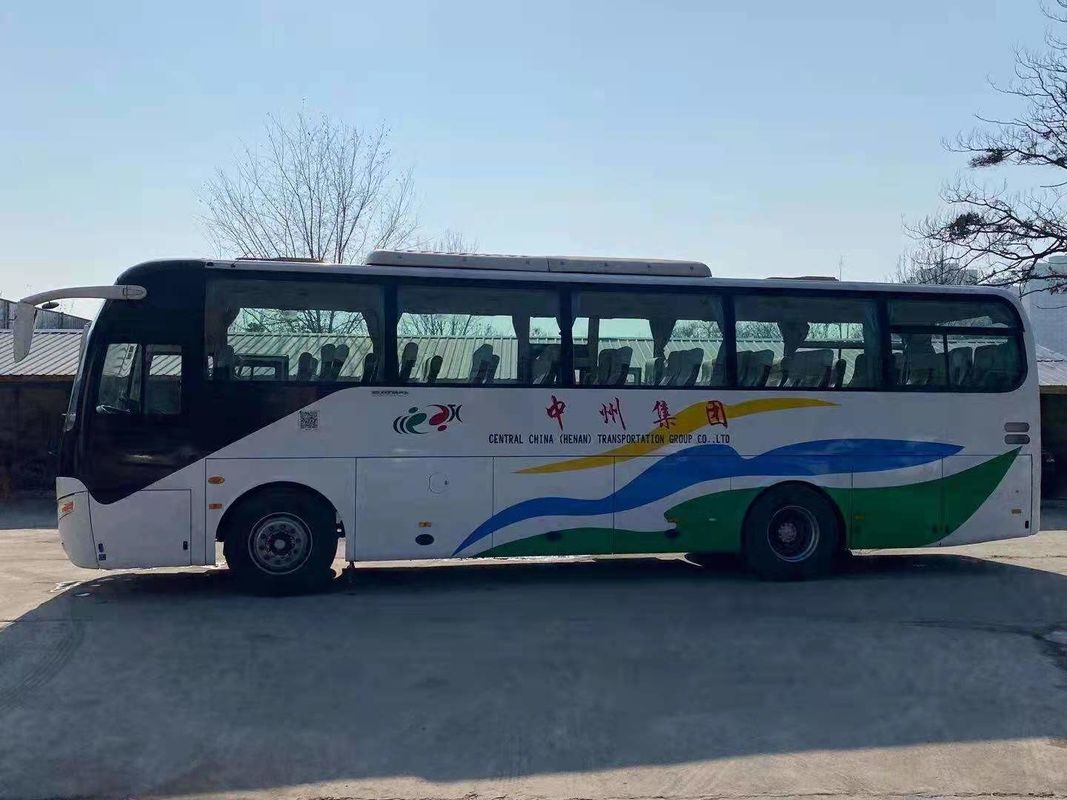 Autobus de voyageurs personnalisé d'occasion de 47 places Autobus LHD avec moteur diesel de capacité 8L