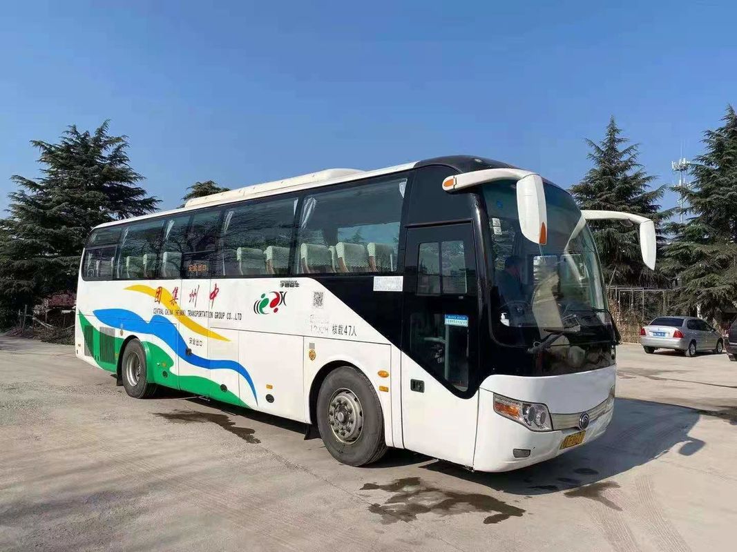 Autobus de voyageurs personnalisé d'occasion de 47 places Autobus LHD avec moteur diesel de capacité 8L