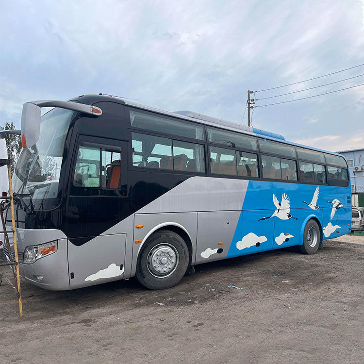 Bus à prix abordable 6107 47 places avec climatisation 32000 Kcal/h et 6 8L de capacité du moteur